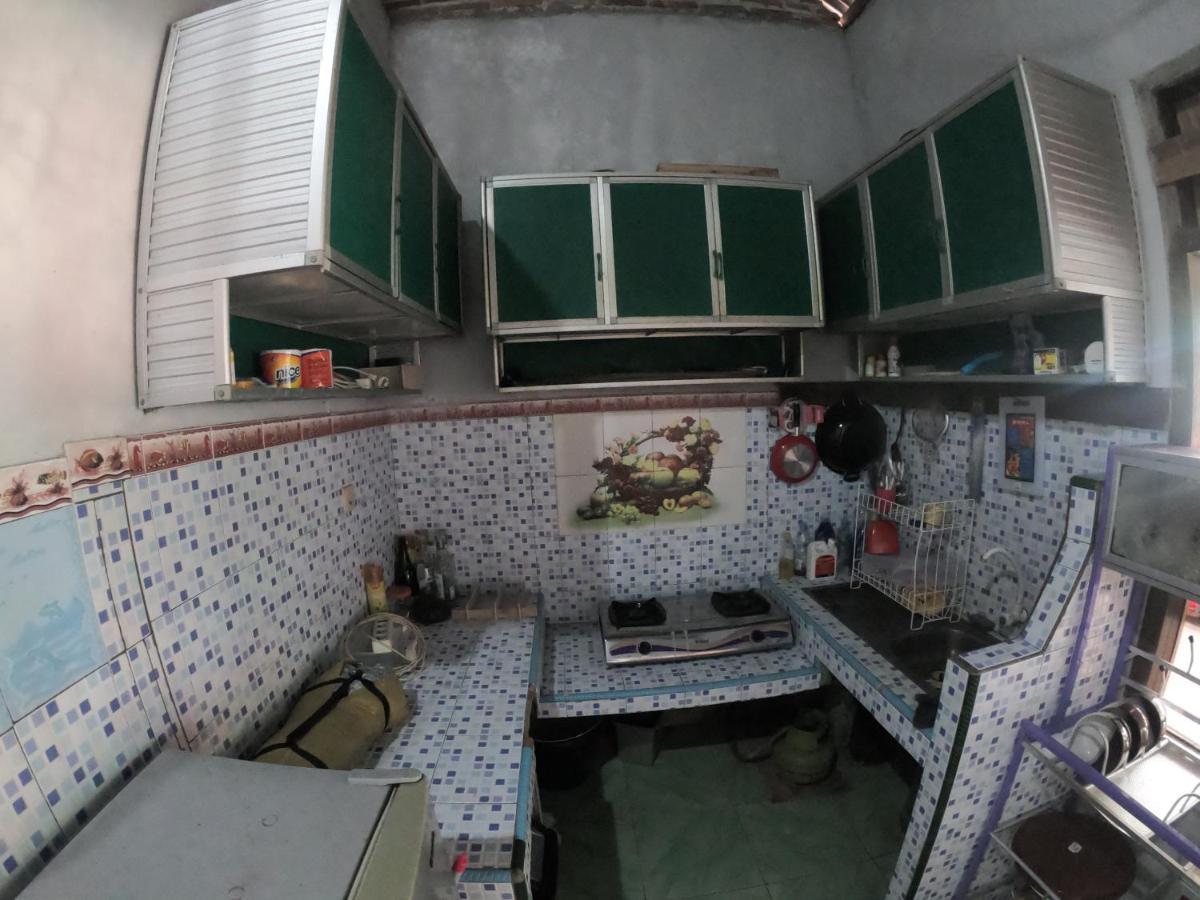 Owl Hostel Karimunjawa Eksteriør billede