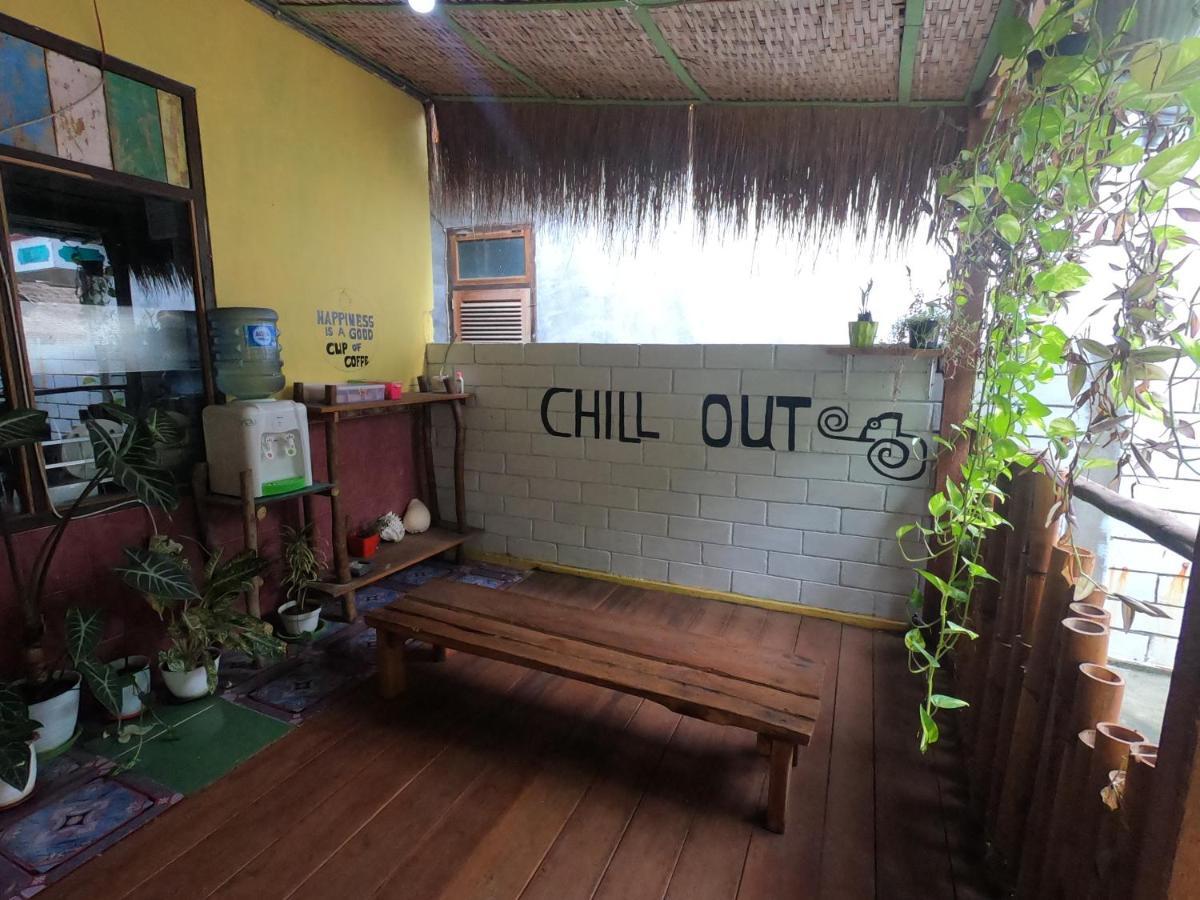 Owl Hostel Karimunjawa Eksteriør billede