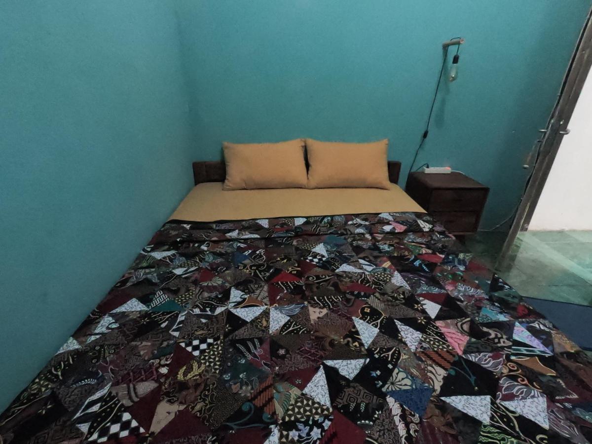 Owl Hostel Karimunjawa Eksteriør billede