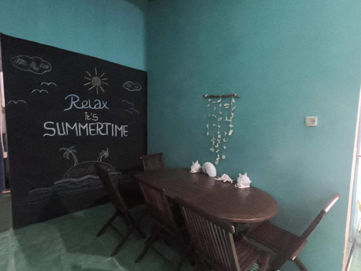 Owl Hostel Karimunjawa Eksteriør billede