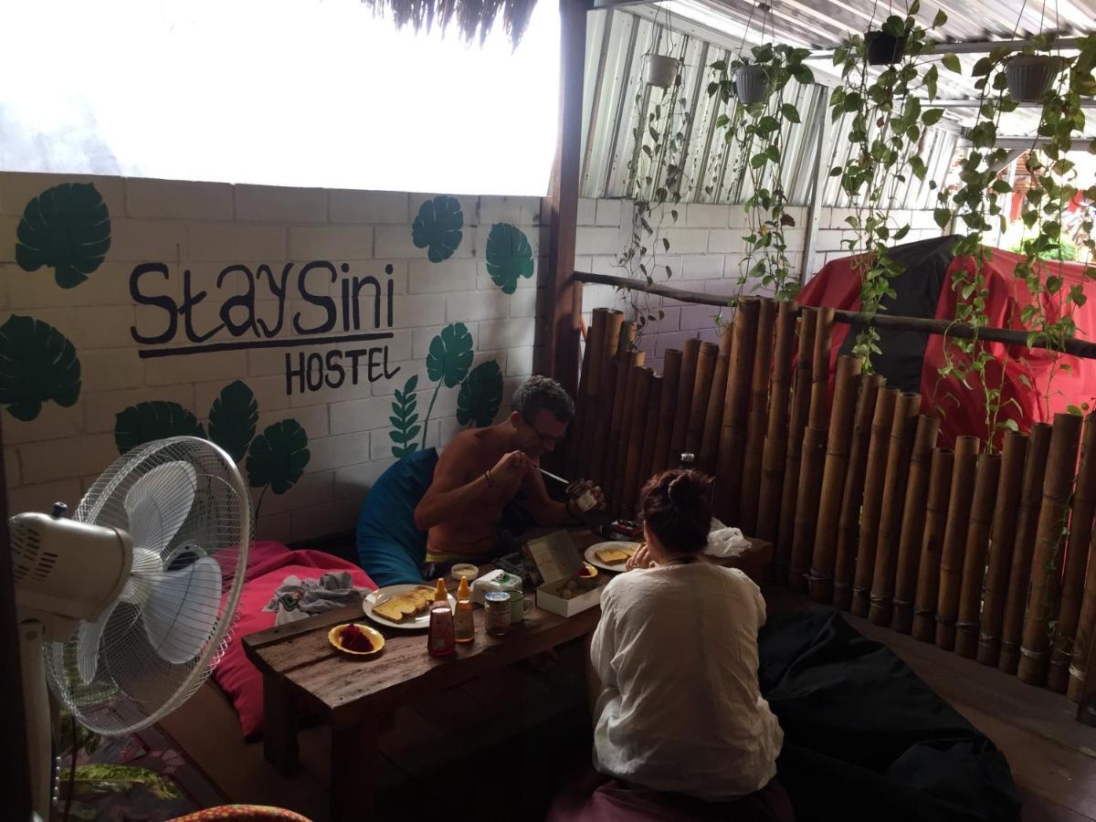 Owl Hostel Karimunjawa Eksteriør billede