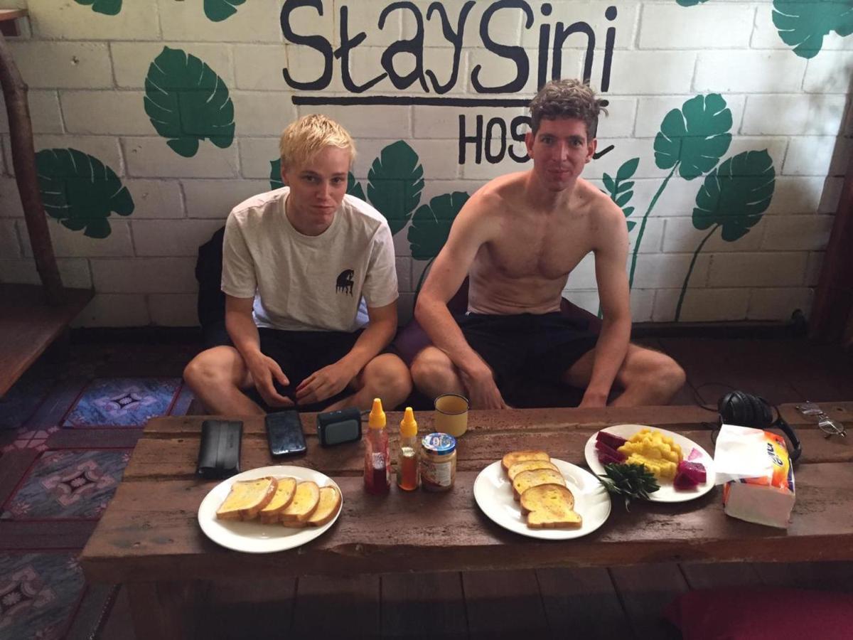 Owl Hostel Karimunjawa Eksteriør billede