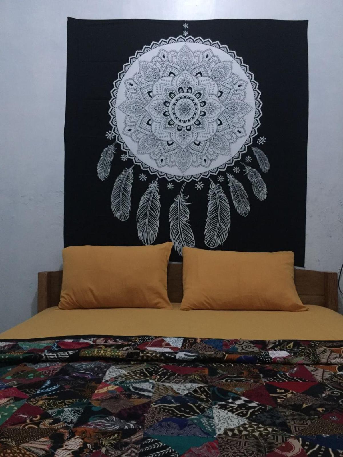 Owl Hostel Karimunjawa Værelse billede