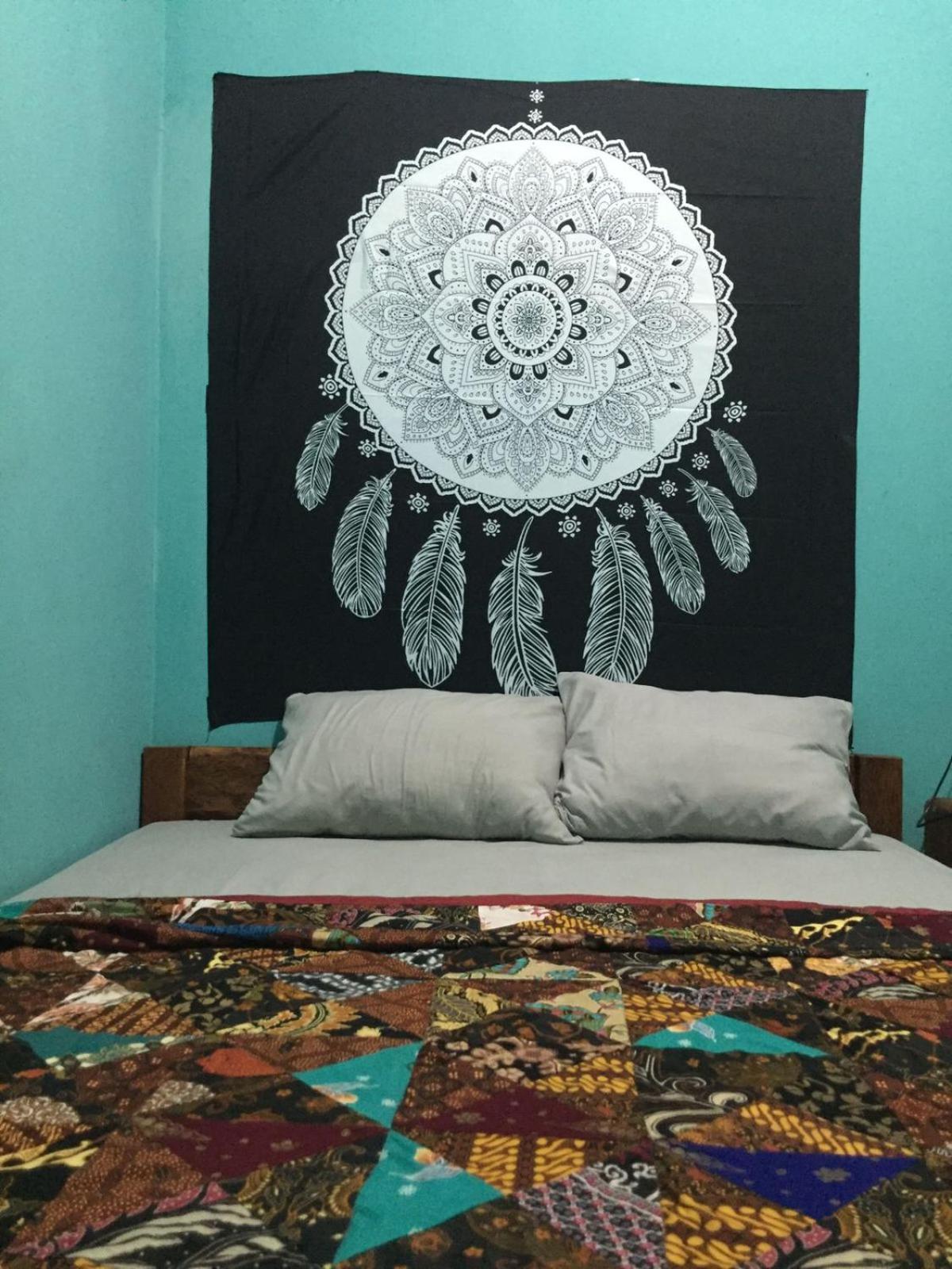 Owl Hostel Karimunjawa Værelse billede